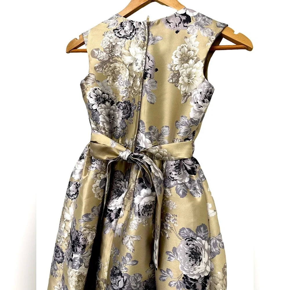 Bonnie Jean brand. Girl cascade dress. Size 10. Metallic floral dress. Used 1x. - Picture 5 of 8